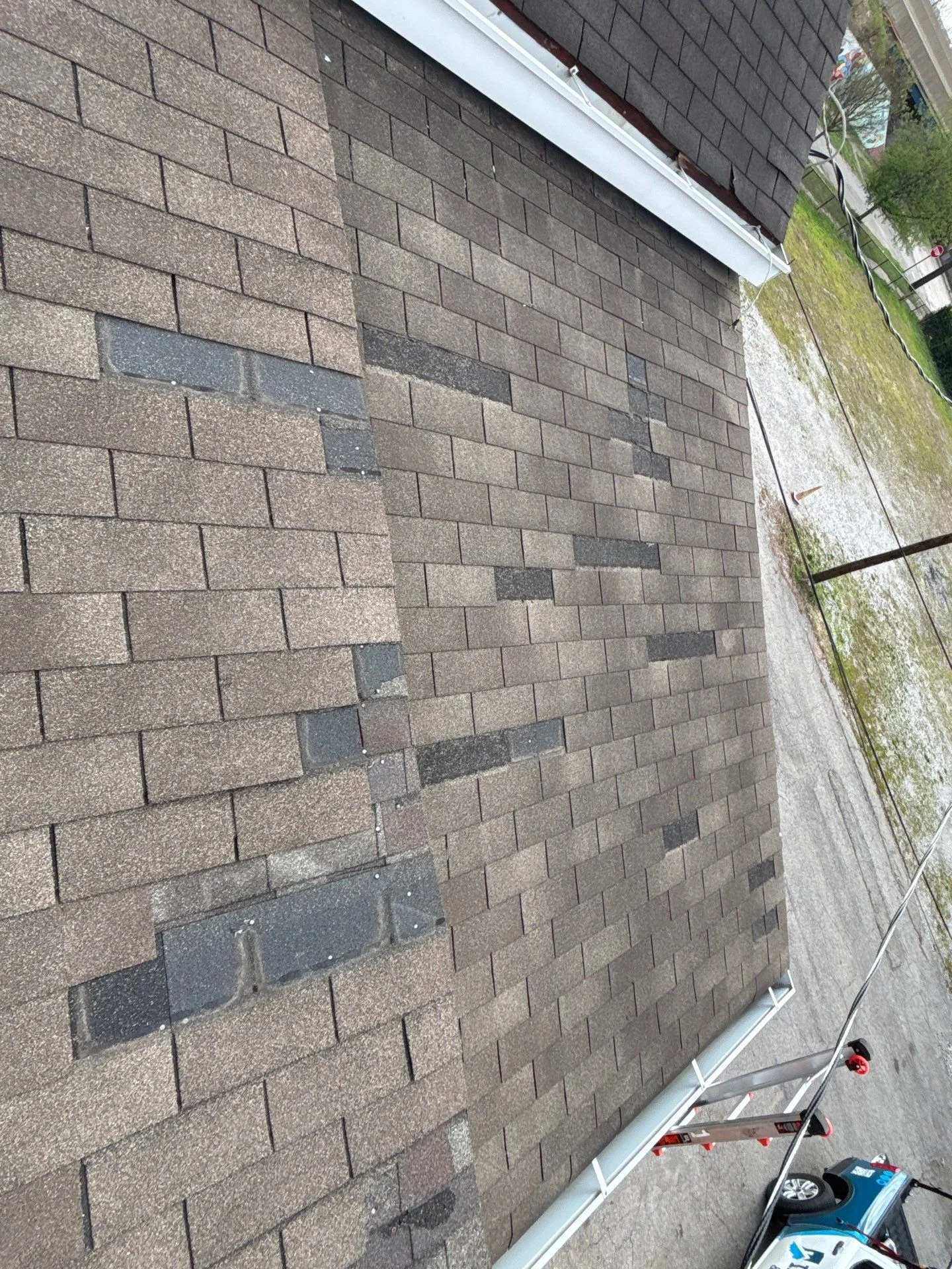 Commercial Roof Storm Damage Repair in Coverdale: Emergency Response