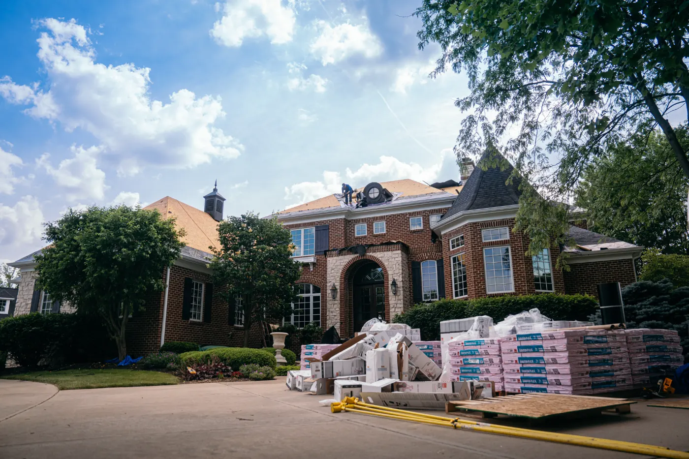 Manufacturer-certified roof installation in Coverdale